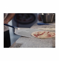 Lopata na pizzu sázecí perforovaná AZZURRA