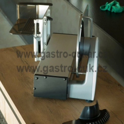 Nářezový stroj GRAEF CONCEPT 25 (CERA3) 230V Červený